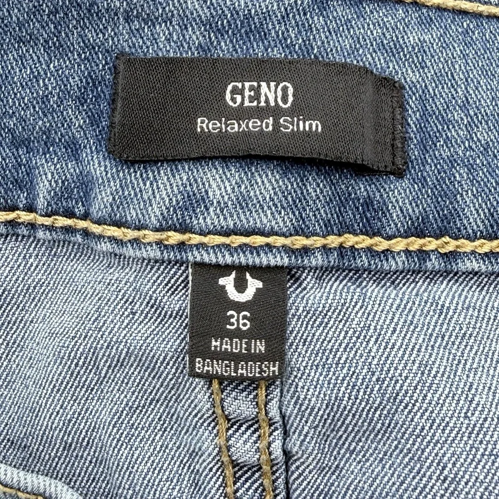 True Religion Geno Jeans Mens 36 Medium Wash Flap Pocket Relaxed Slim Denim TR